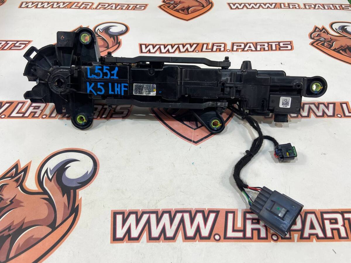 LR144890 Door handle OUTSIDE FRONT LEFT RANGE ROVER EVOQUE NEW (L551) 2019- Used